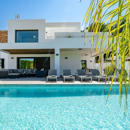 Xicoria By Interhome