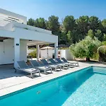 Xicoria By Interhome *