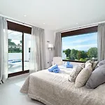 Xicoria By Interhome *